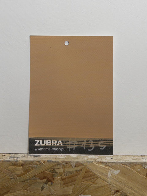 Farba wapienna Limewash Soft Cocoa na ścianie — ZUBRA COLORS