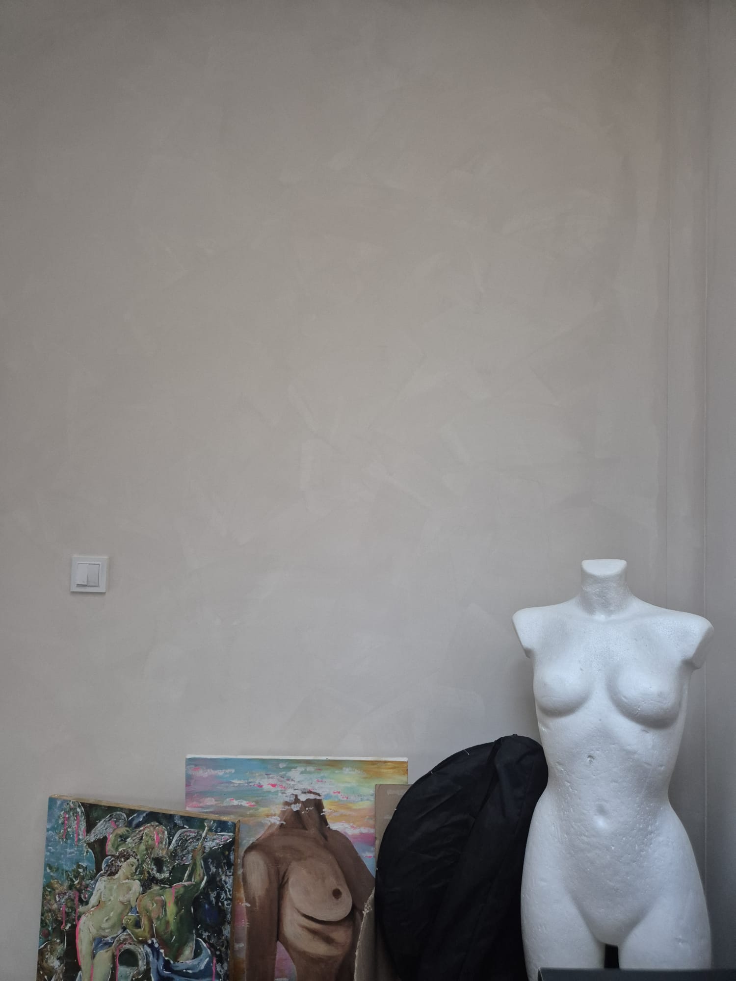 #249 Almond Glow – Farba Limewash | ZUBRA COLORS